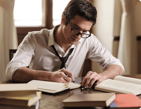 Persona escribiendo