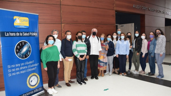 Coloquio de Investigación en Salud Pública realizado en Manizales uam