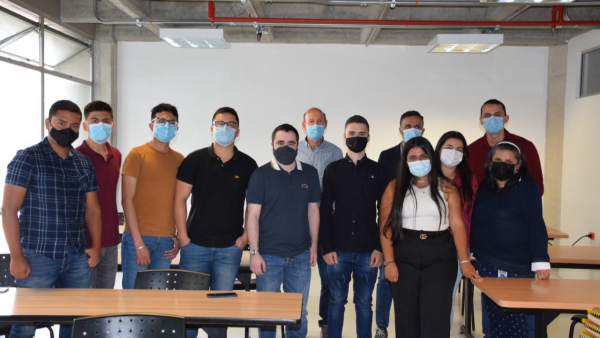 nuevos estudiantes de la Maestría en Ingeniería nuevos estudiantes de la Maestría en Ingeniería