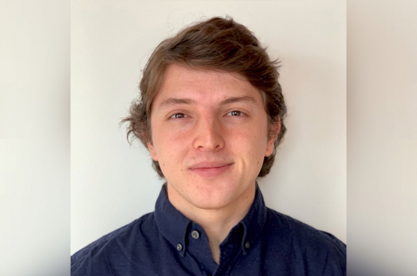 Rafael López Zuluaga, estudiante de Economía y de Ciencia Política, Gobierno y Relaciones Internacionales de la Universidad Autónoma de Manizales (UAM) Rafael López Zuluaga, estudiante de Economía y de Ciencia Política, Gobierno y Relaciones Internacionales de la Universidad Autónoma de Manizales (UAM)