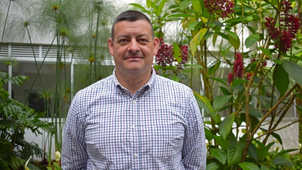 Jorge Enrique Jiménez Marín, docente del Instituto de Idiomas e integrante del grupo de Investigación CITERM Jorge Enrique Jiménez Marín, docente del Instituto de Idiomas e integrante del grupo de Investigación CITERM