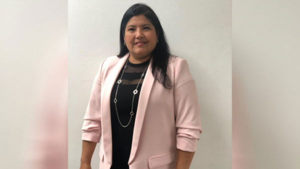 Tania Margarita Mackenzie Torres, nueva Decana de Estudios Sociales y Empresariales Tania Margarita Mackenzie Torres, nueva Decana de Estudios Sociales y Empresariales