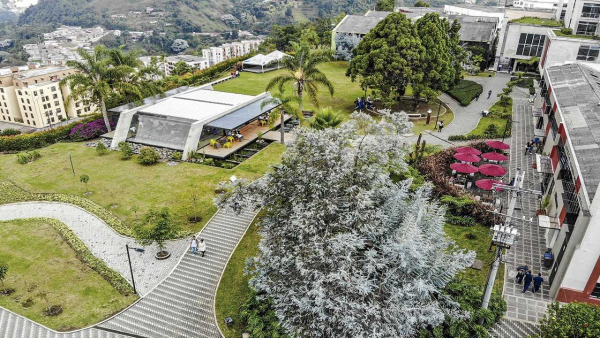 Universidad Autónoma de Manizales- Medidas- Vista aérea del campus Universidad Autónoma de Manizales