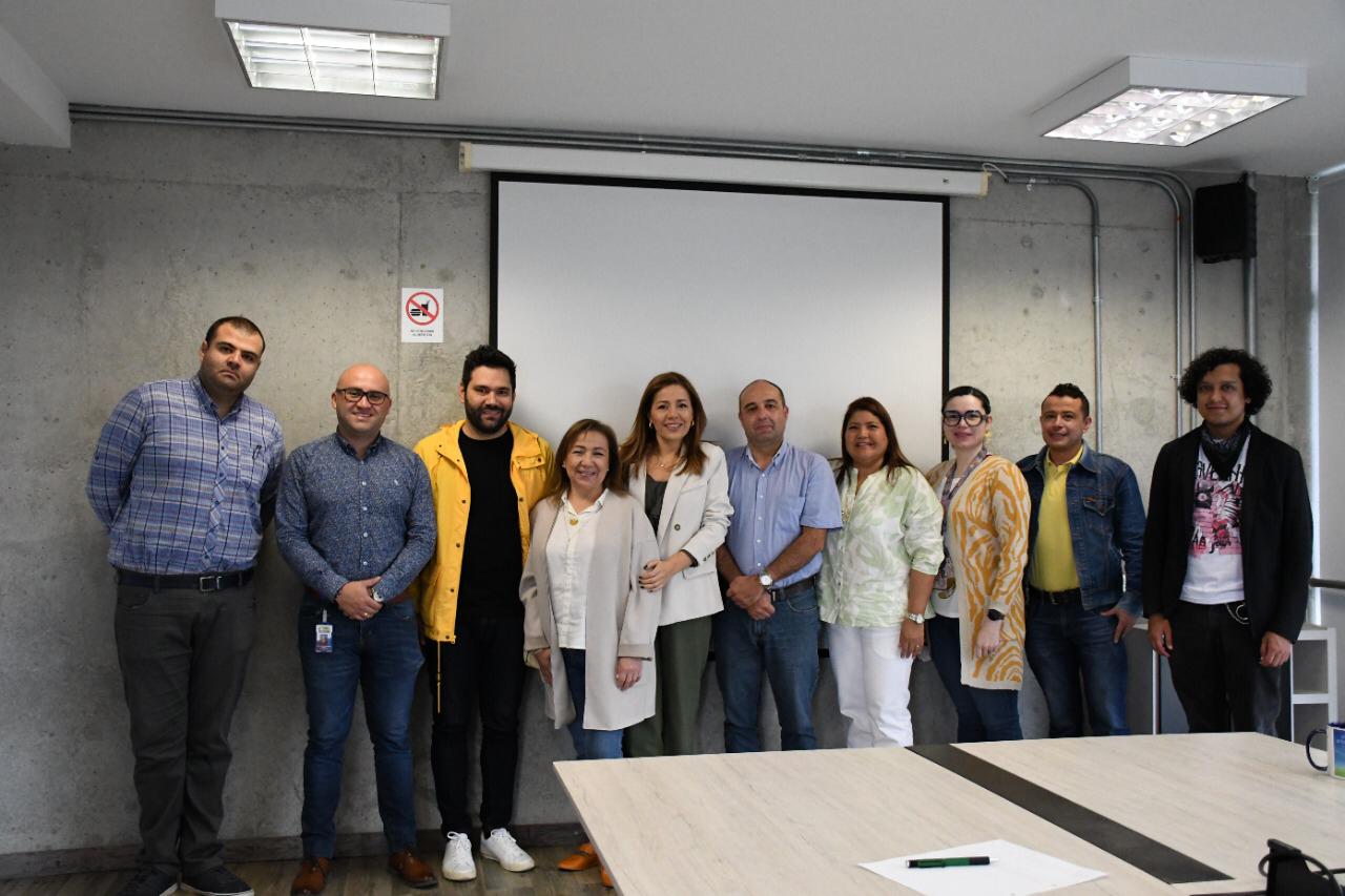 Economía fue acreditado internacionalmente Economía fue acreditado internacionalmente
