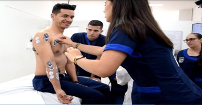 Estudiantes de la Maestría de Neurorrehabilitación presentaron su tesis de grado Estudiantes de la Maestría de Neurorrehabilitación presentaron su tesis de grado