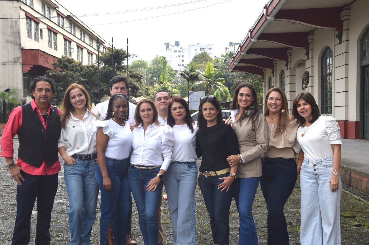 Graduados de Fisioterapia vuelven a la UAM Graduados de Fisioterapia vuelven a la UAM