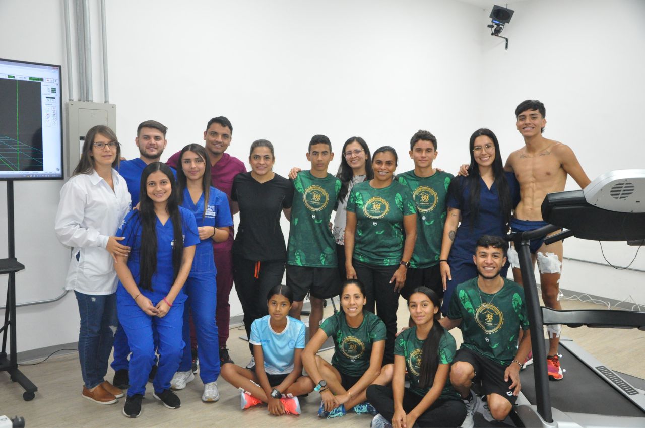 Atletas de Sevilla se preparan en laboratorio de la UAM 