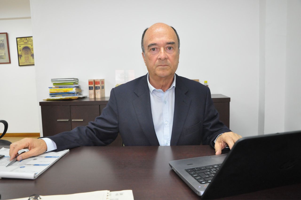 Dr. Alberto Cardona Aguirre ¡Gracias! Dr. Alberto Cardona Aguirre ¡Gracias!
