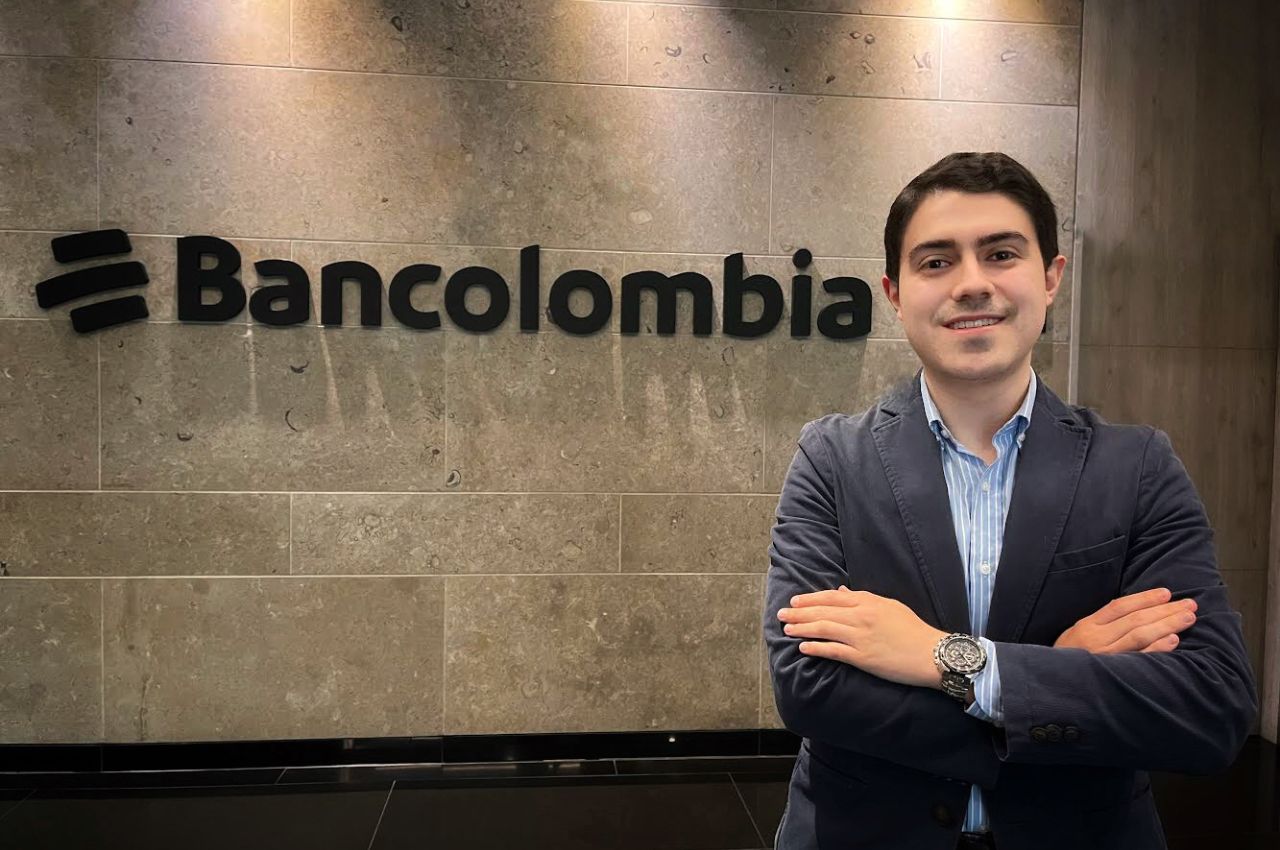 Grupo Bancolombia con Joven Líder y Emprendedor, Graduado UAM