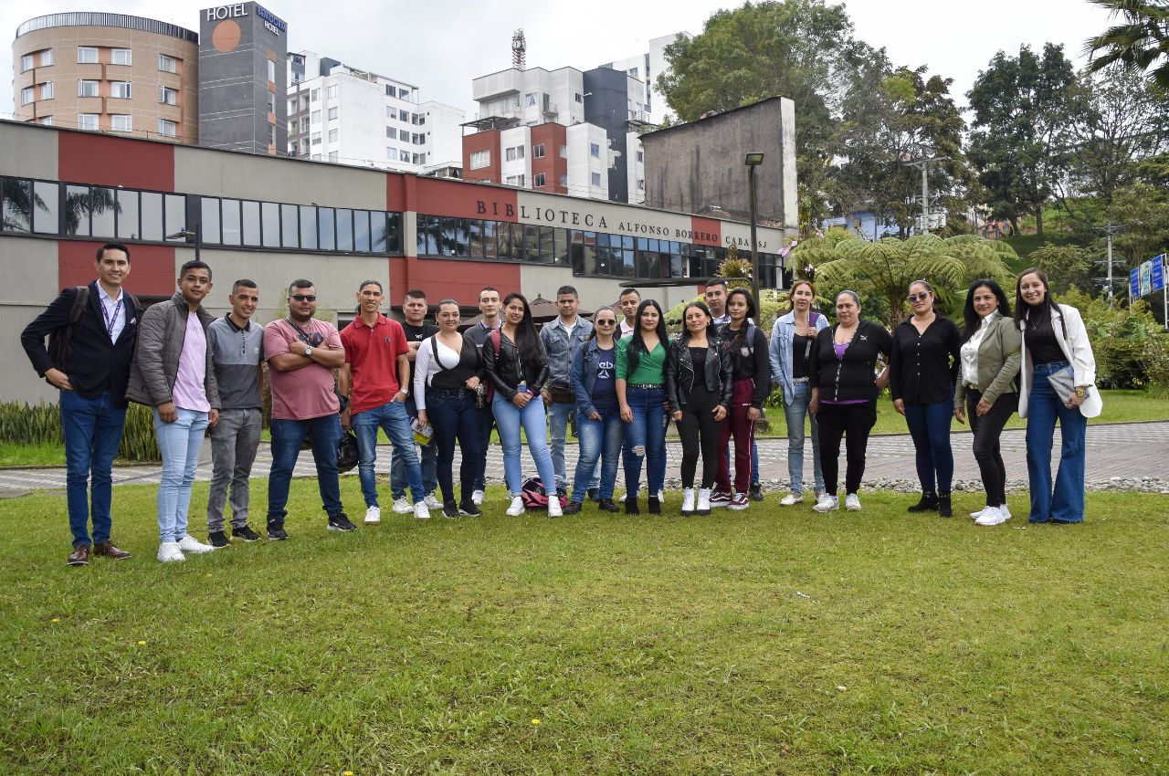 Súper de Alimentos y la UAM crean programa Técnico en Confitería Súper de Alimentos y la UAM crean programa Técnico en Confitería