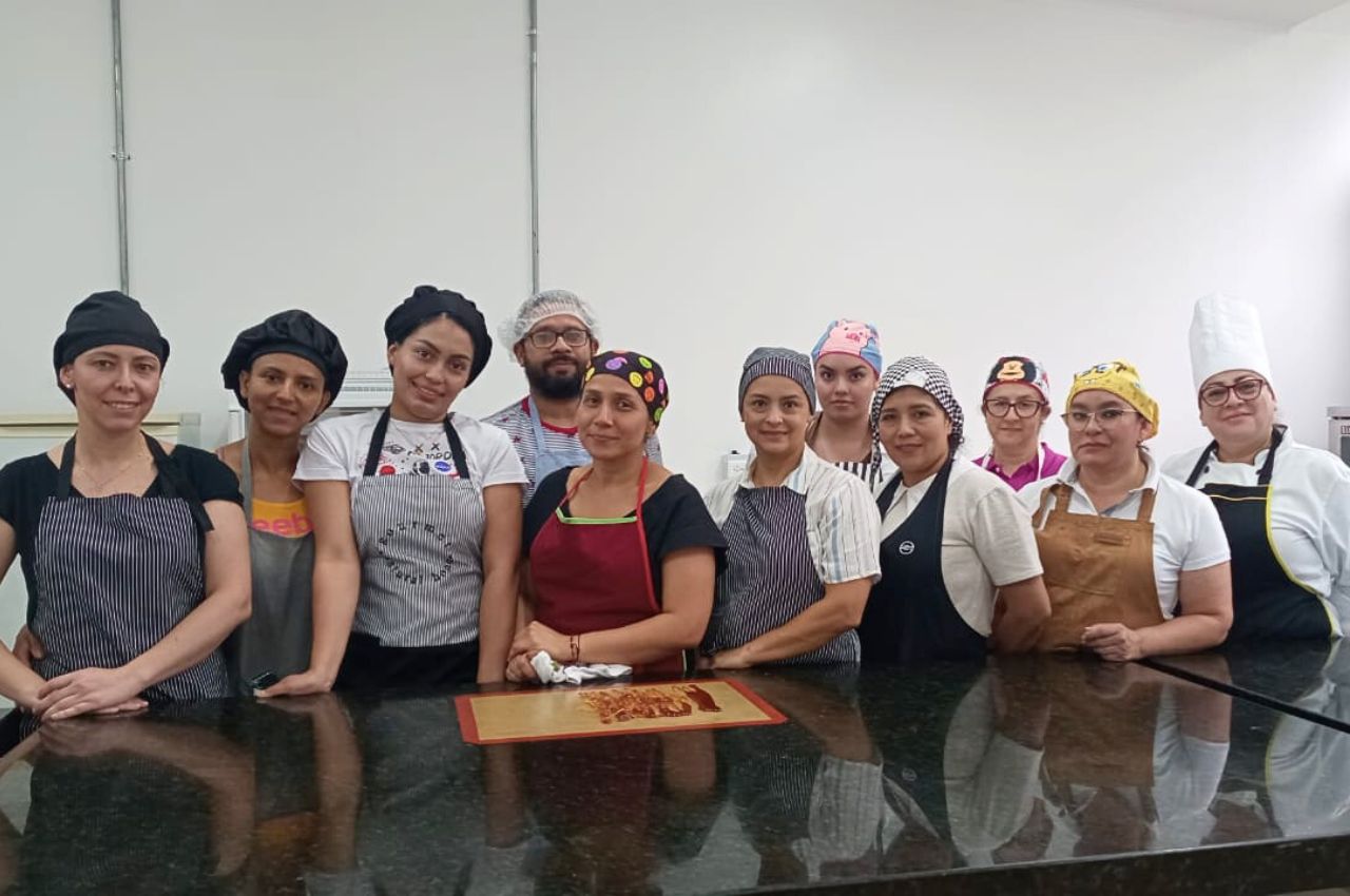 Culminó el Curso de Pastelería para aficionados