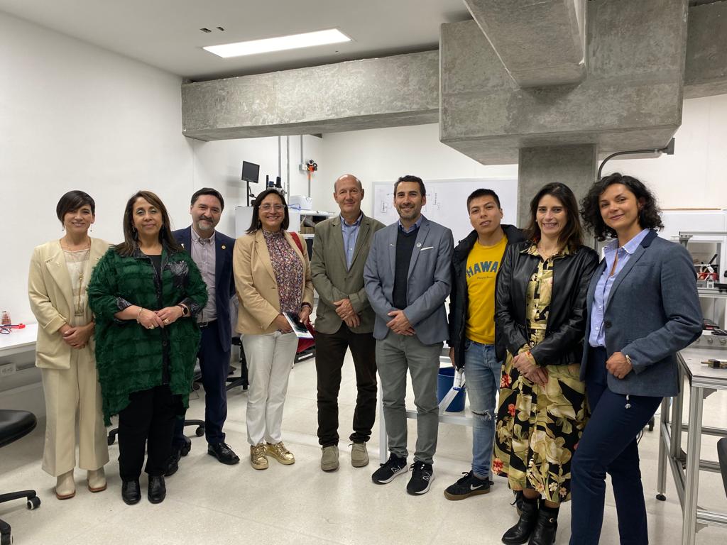 Delegados de Temuco (Chile) visitaron la UAM Delegados de Temuco (Chile) visitaron la UAM