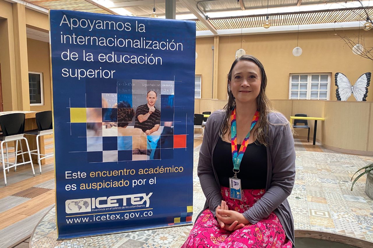 Profesora UAM participa en congreso internacional en México Profesora UAM participa en congreso internacional en México