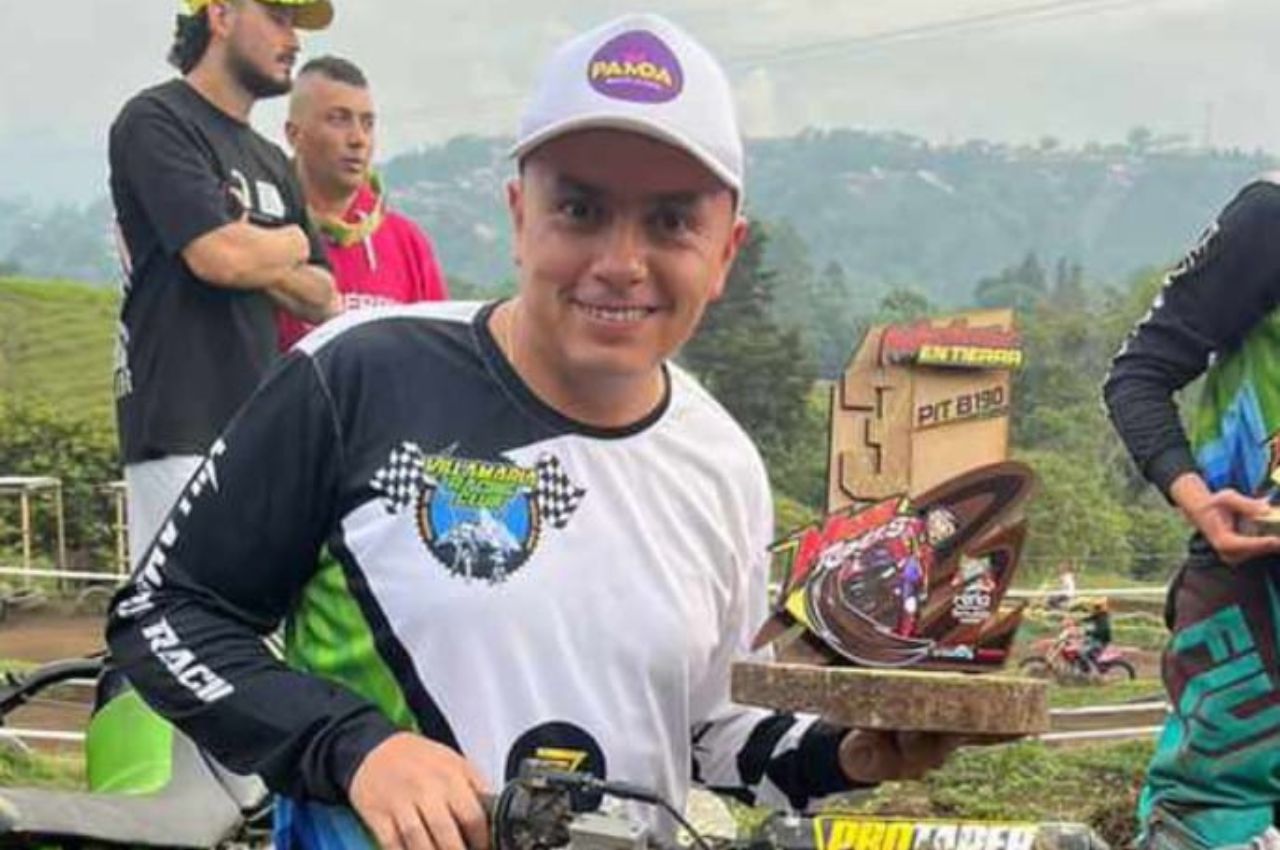 Docente UAM ocupó el tercer lugar en válida de motocross Docente UAM ocupó el tercer lugar en válida de motocross