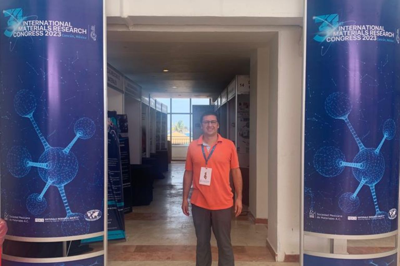 Estudiante del Doctorado en Ingeniería presenta ponencia en congreso internacional Estudiante del Doctorado en Ingeniería presenta ponencia en congreso internacional