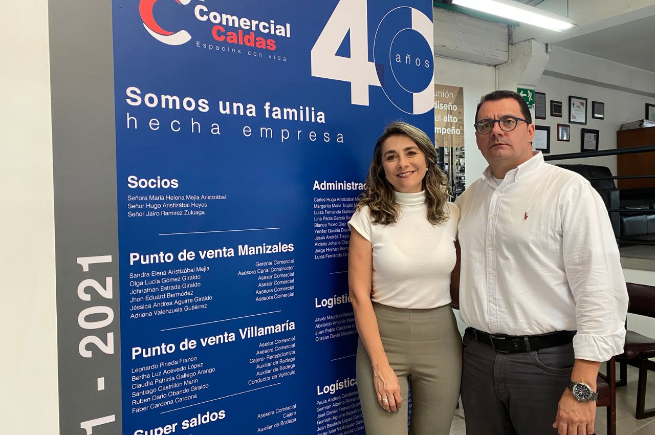Hermanos y Graduados UAM lideran la reconocida empresa Comercial Caldas Hermanos y Graduados UAM lideran la reconocida empresa Comercial Caldas