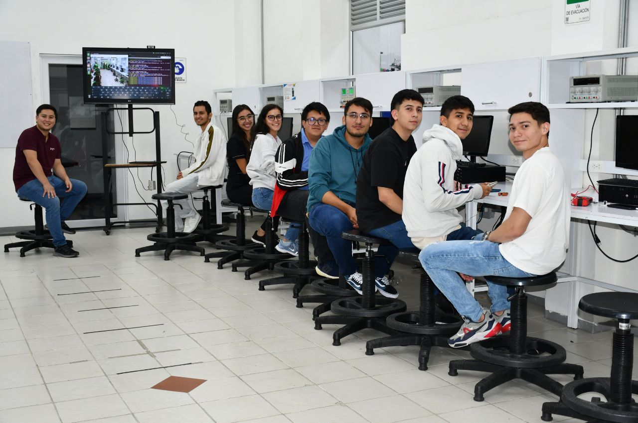 Ingeniería Electrónica UAM renovó Acreditación de Alta Calidad Ingeniería Electrónica UAM renovó Acreditación de Alta Calidad .
