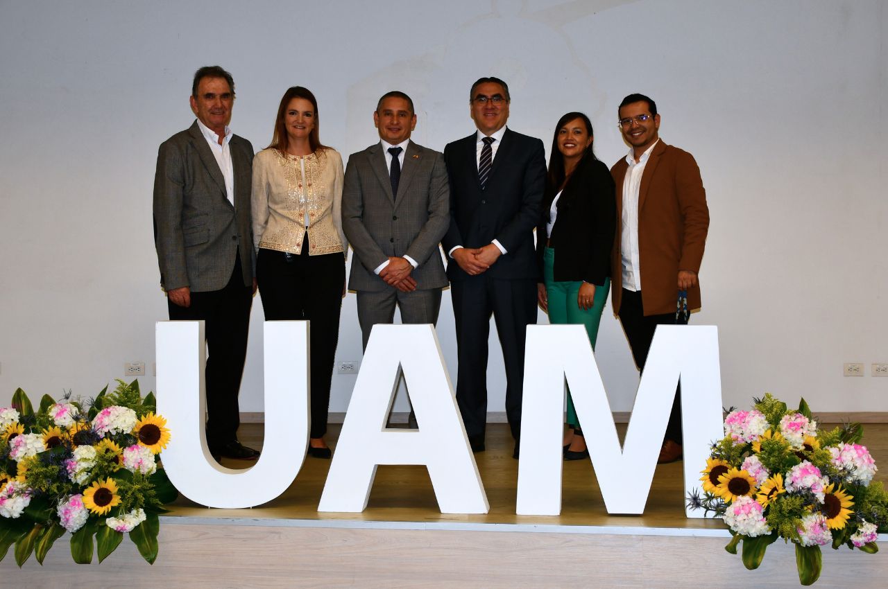  Jornada diplomática y gastronómica con la Embajada del Perú en la UAM