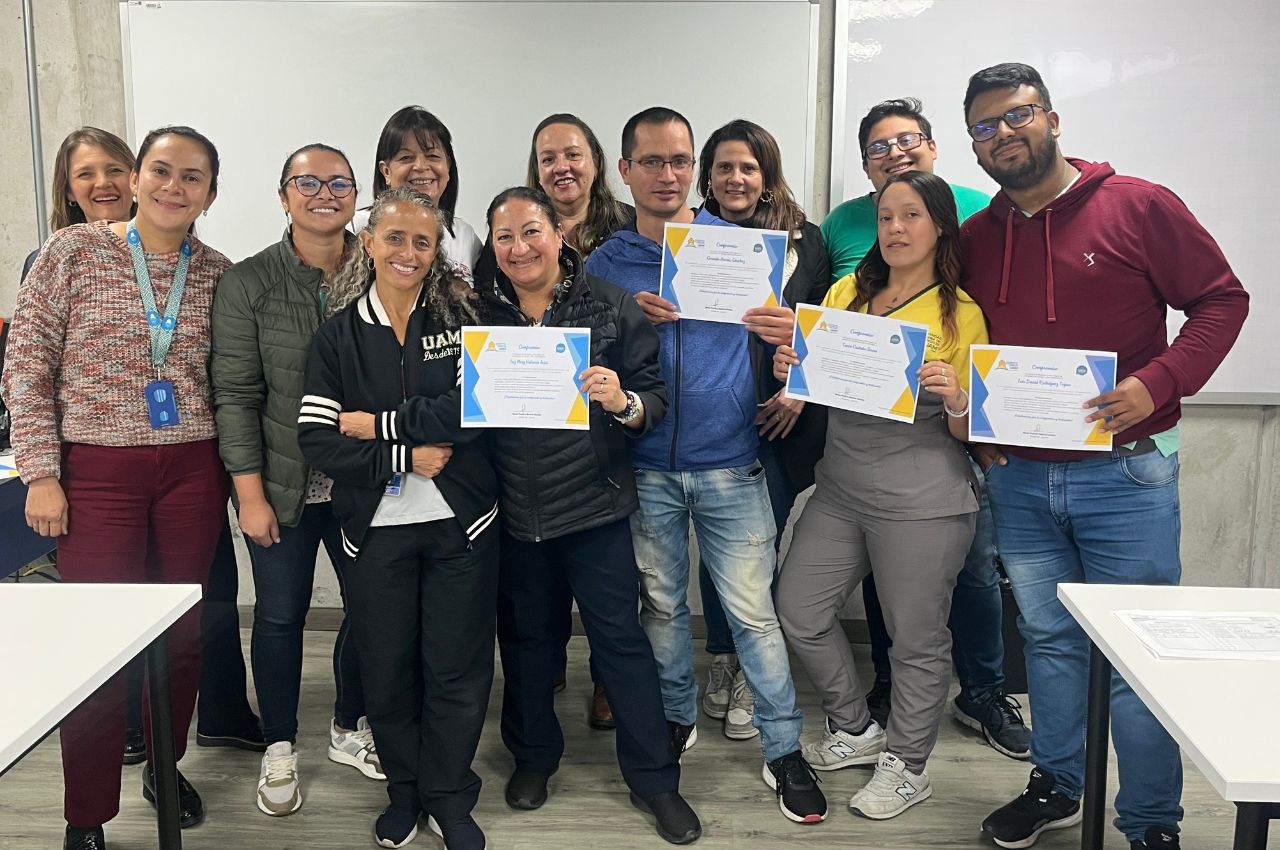Muévete y Vive Mejor: un grupo de interés para aprender hábitos saludables Muévete y Vive Mejor: un grupo de interés para aprender hábitos saludables