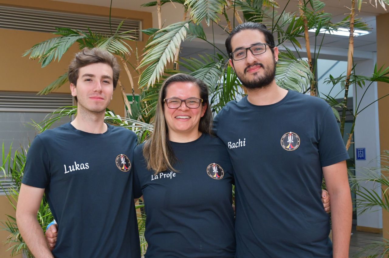 Grupo de astronomía UAM se une a 'Colombia Busca Asteroides' Grupo de Astronomía UAM se une a 'Colombia Busca Asteroides'