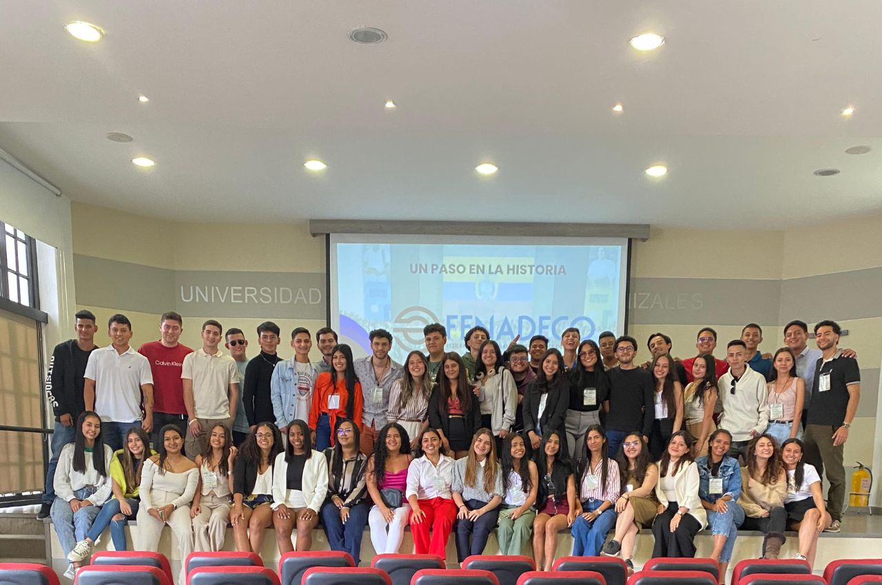 Asamblea LXXI de la Federación Nacional de Estudiantes de Economía, en la UAM Asamblea LXXI de la Federación Nacional de Estudiantes de Economía, en la UAM