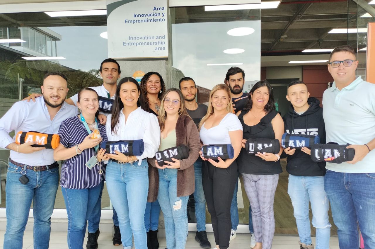 Formación gerencial para líderes integrales desde la UAM. Formación gerencial para líderes integrales desde la UAM.