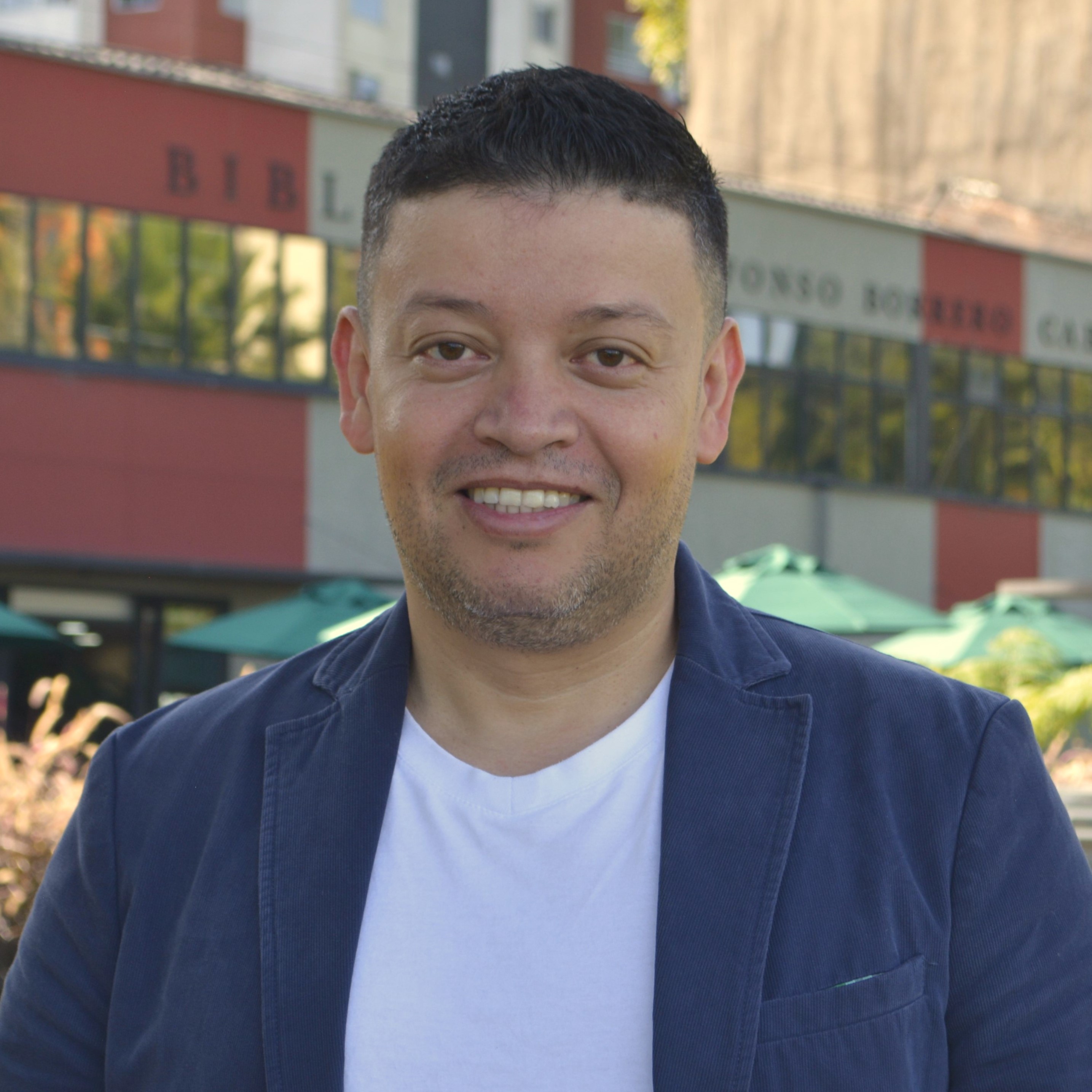 Gustavo Adolfo Isaza Martínez