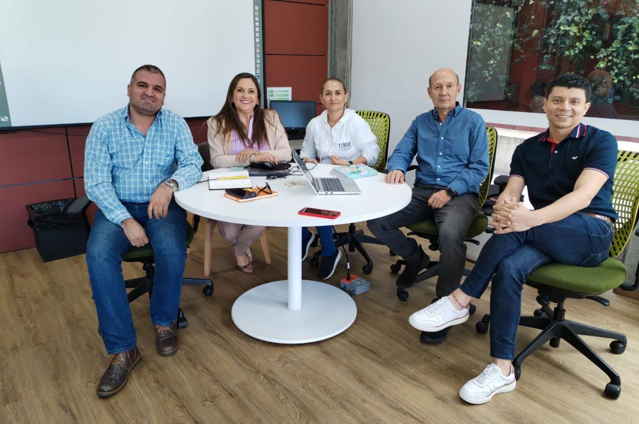 CHEC Grupo EMP fortalece la investigación e innovación en alianza con la UAM. CHEC Grupo EMP fortalece la investigación e innovación en alianza con la UAM.