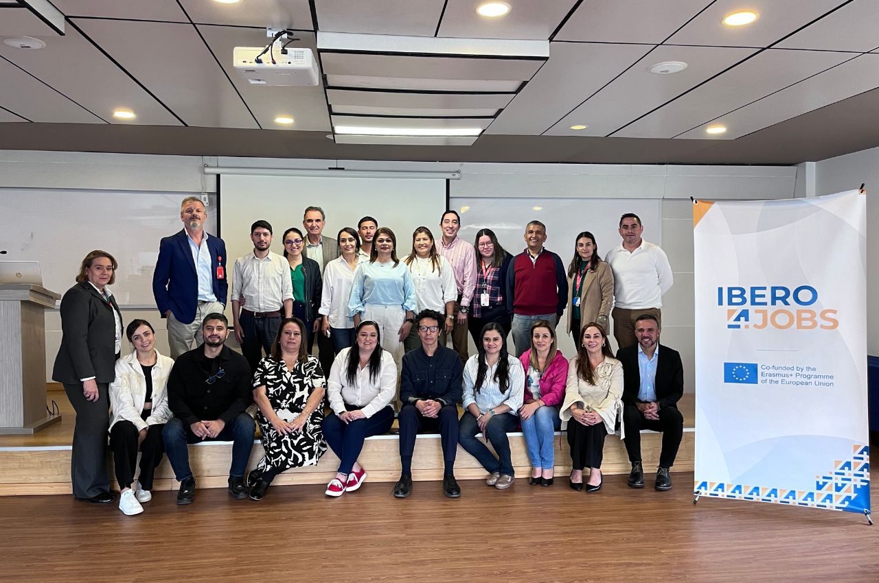 Empresarios y la UAM se unen para fortalecer la empleabilidad con el Programa UAM Dual Skills.