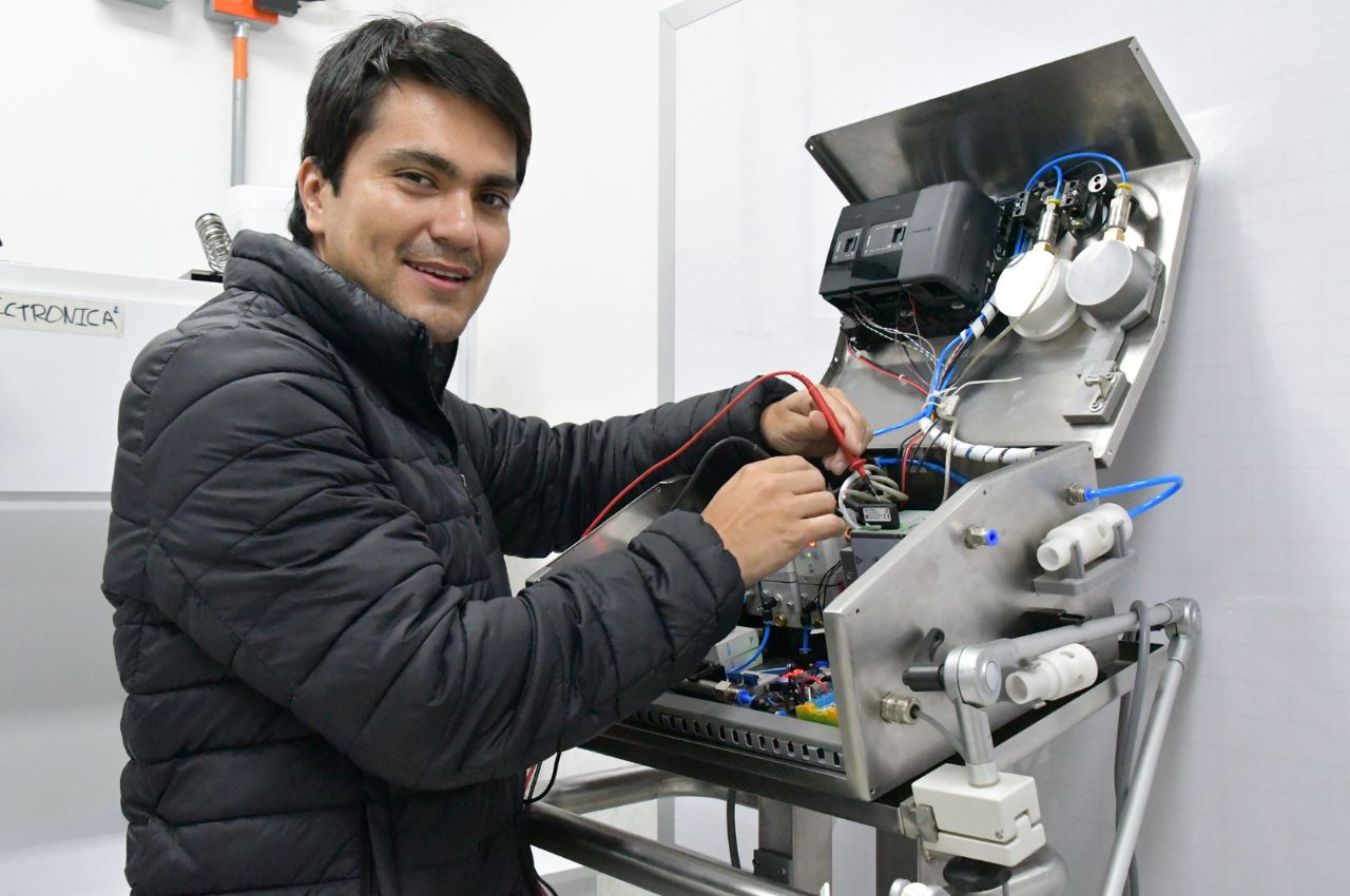 Expertos abordan el futuro de la Industria Metalmecánica Expertos abordan el futuro de la Industria Metalmecánica