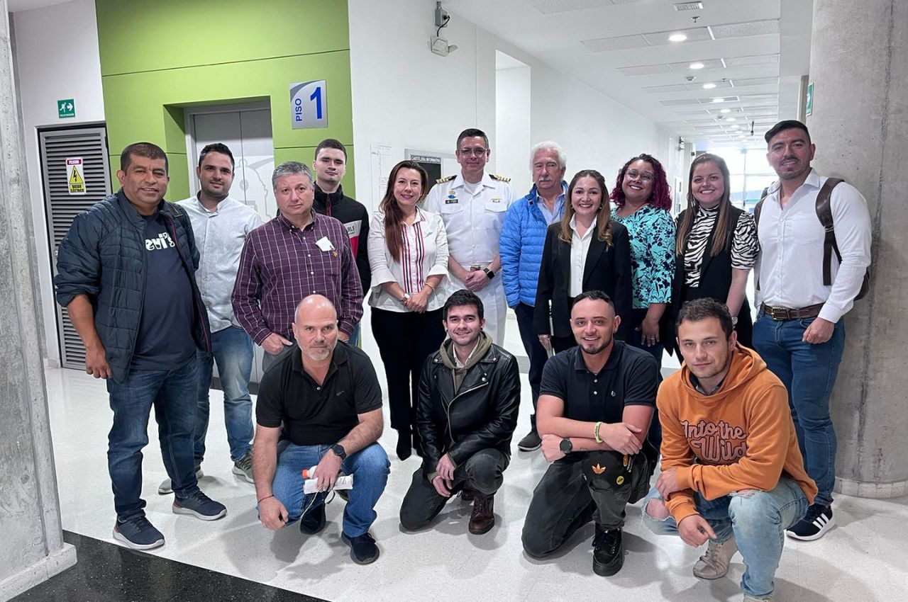 La UAM, el Clúster Metalmecánico y la Armada Nacional fortalecen alianzas Diversos actores del Clúster Metalmecánico se reunieron en la UAM con la Armada Nacional.