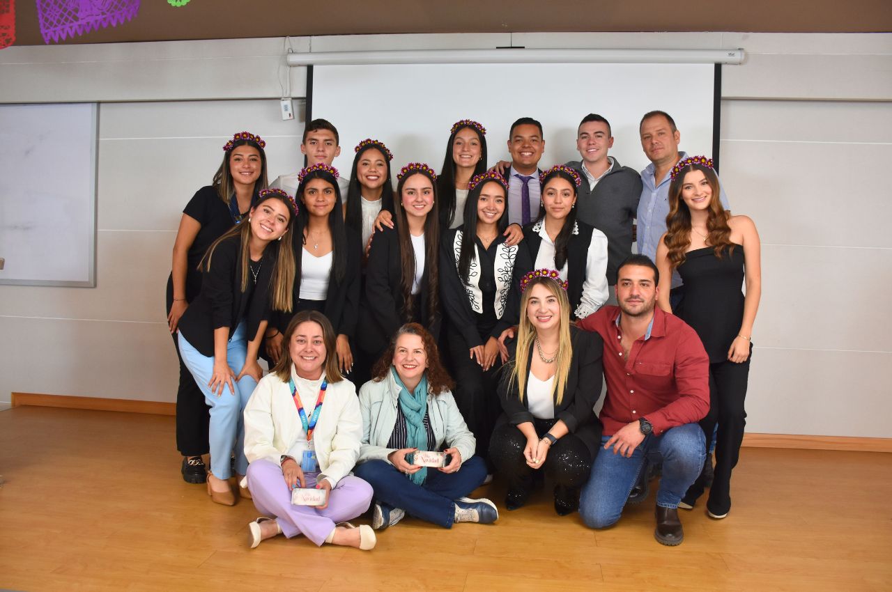 Misión México: fortalecimiento de internacionalización Estudiantes y docentes en aula de clases