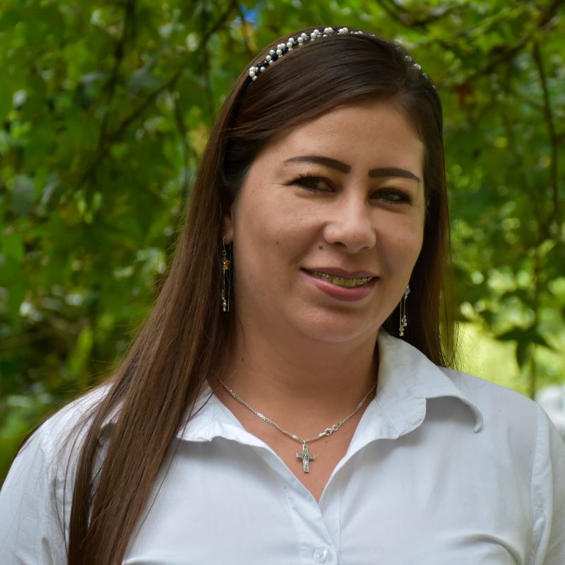 Leidy Alejandra Marín Cárdenas, Auxiliar biblioteca