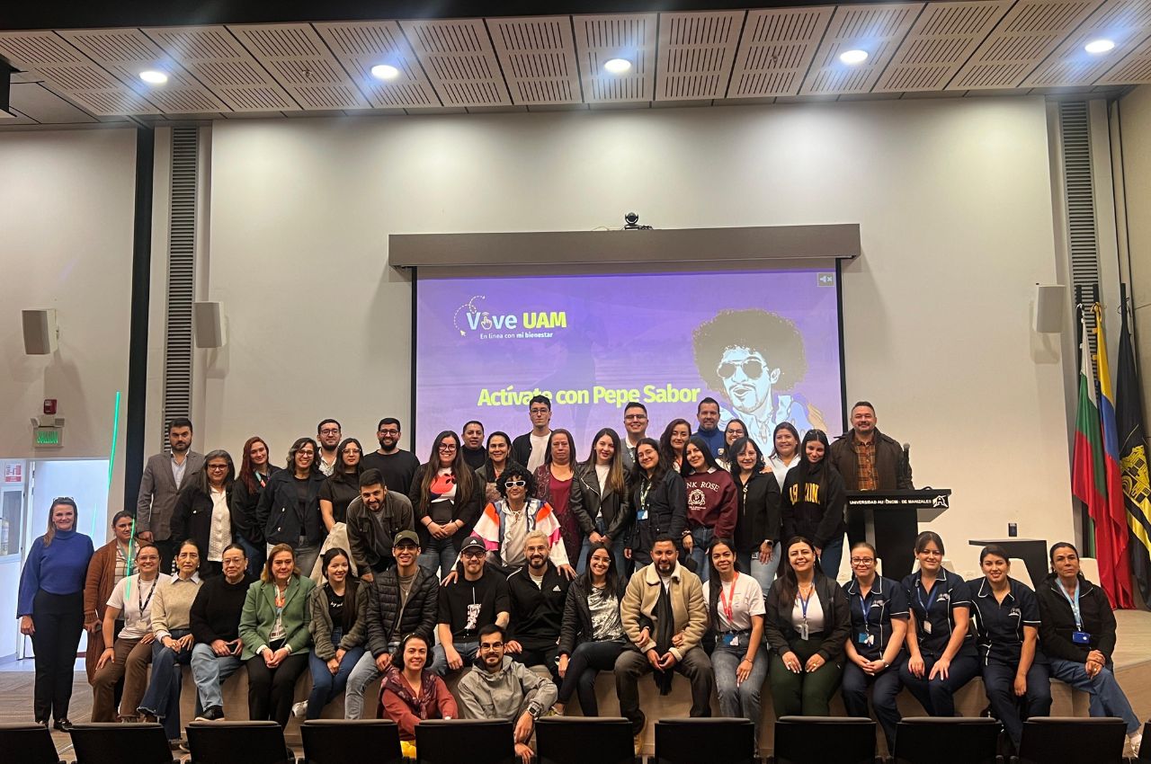 Lanzamos "Vive UAM, en línea con mi bienestar Personas en lanzamiento de Vive UAM