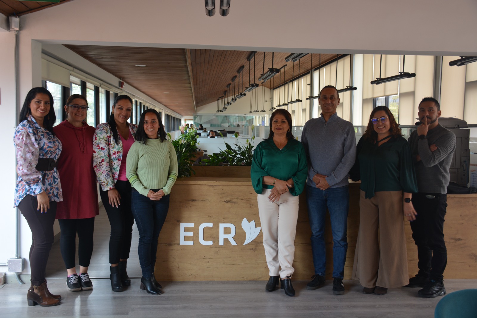 Transferencia del modelo de Paz y Competitividad P&C con la Escuela Colombiana de Rehabilitación. Representantes Paz y Competitividad y la Escuela Colombiana de Rehabilitación