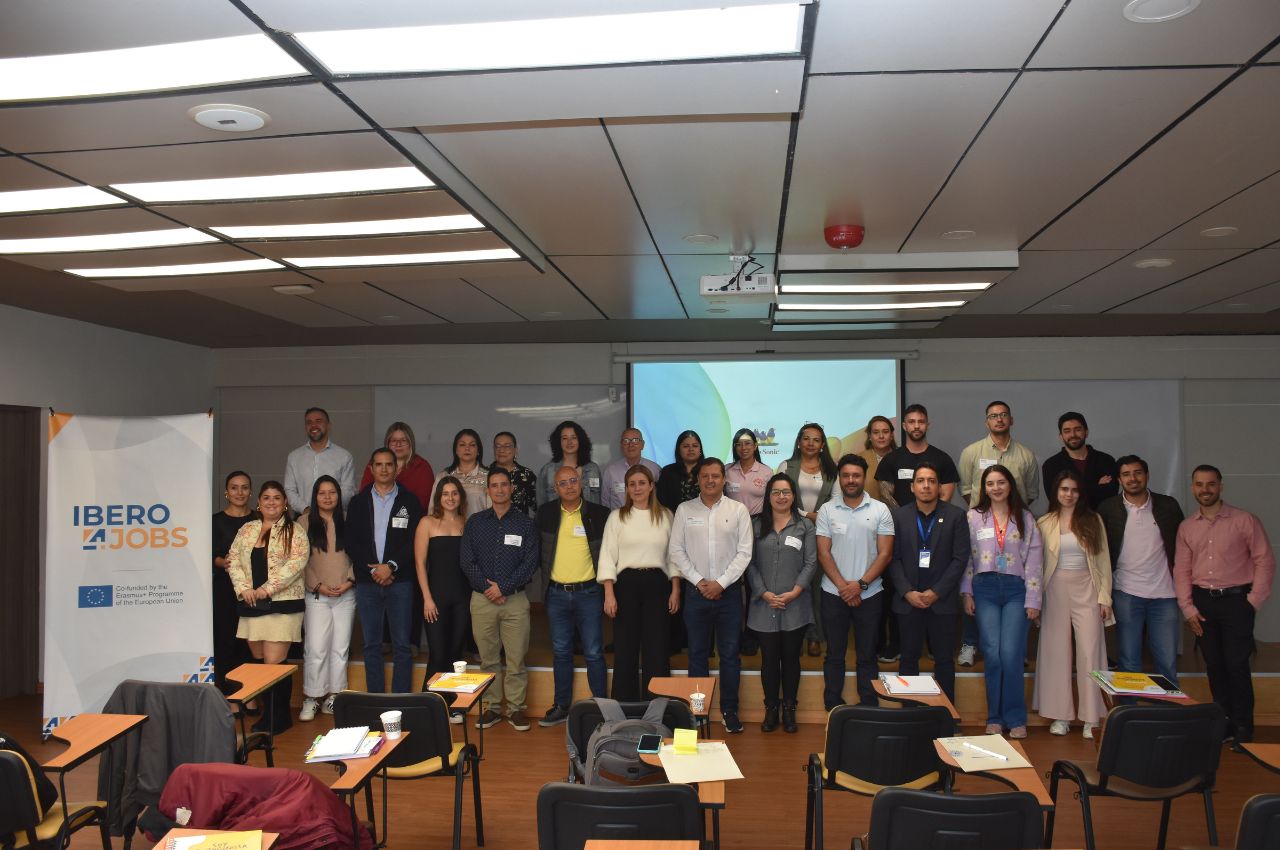 Se socializó con éxito la metodología Ibero4Jobs en la UAM
