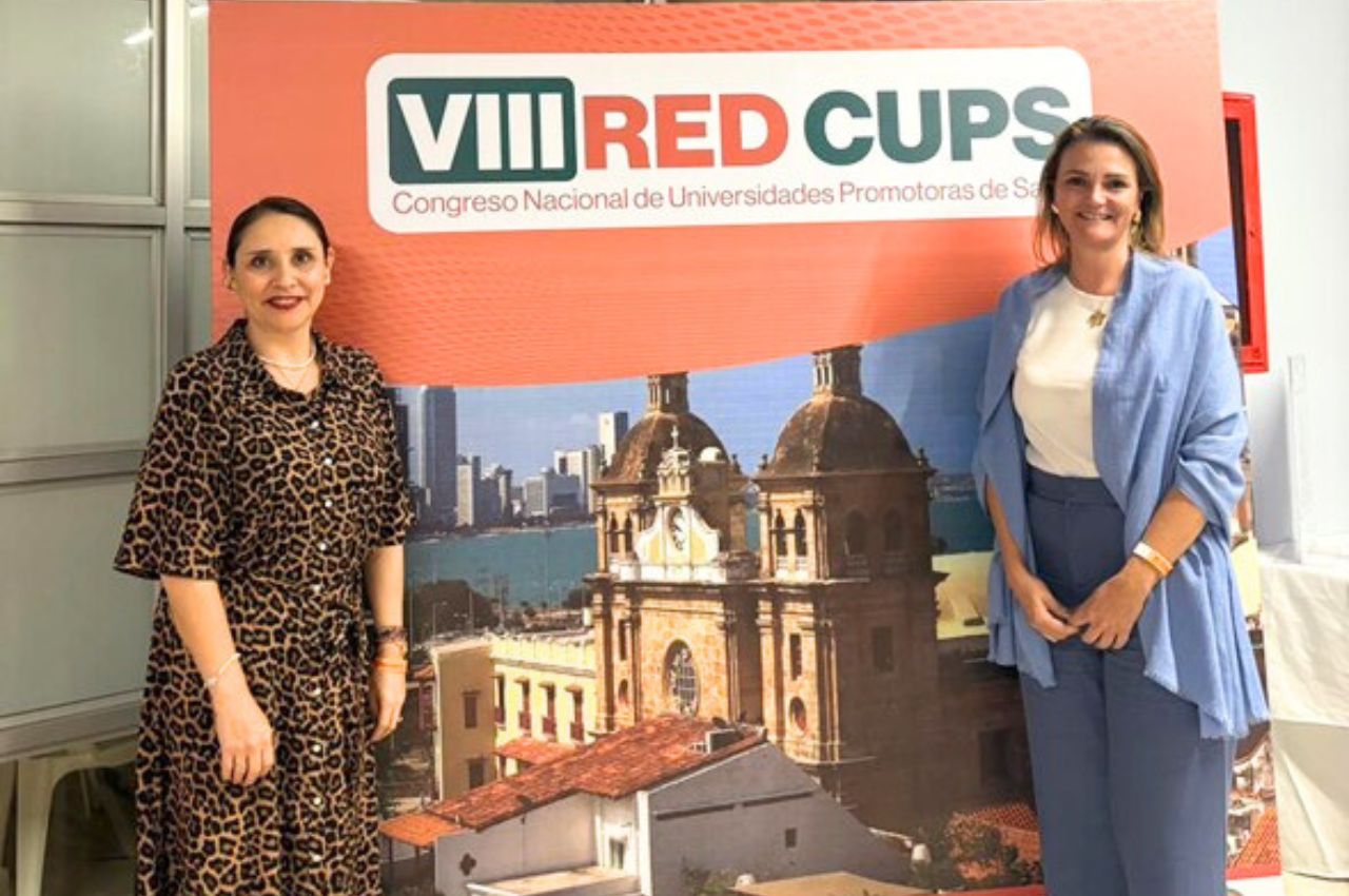 Diana García y Claudia Patricia Henao en el Congreso de REDCUPS