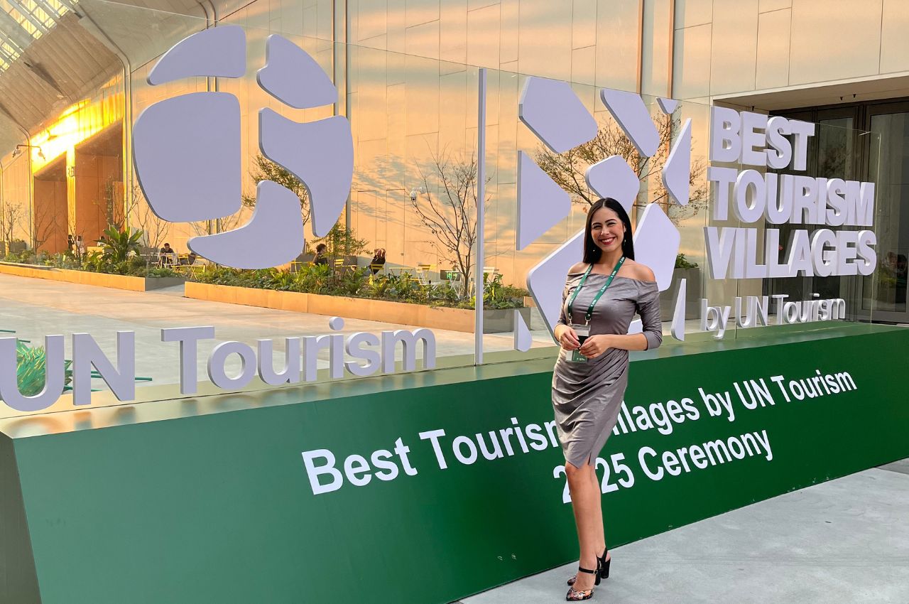 Ana María Castaño Mejía, graduada UAM del programa Ciencia Política, Gobierno y Relaciones Internacionales. Graduada UAM impulsó el reconocimiento internacional de Murillo (Tolima) como uno de los “Best Tourism Villages 2025”