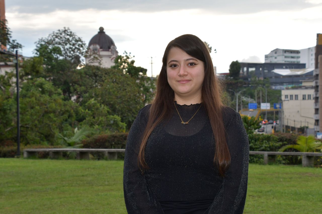 La UAM recibe a estudiante mexicana en pasantía de investigación Thelma Linares Mendoza, estudiante mexicana en pasantía de investigación