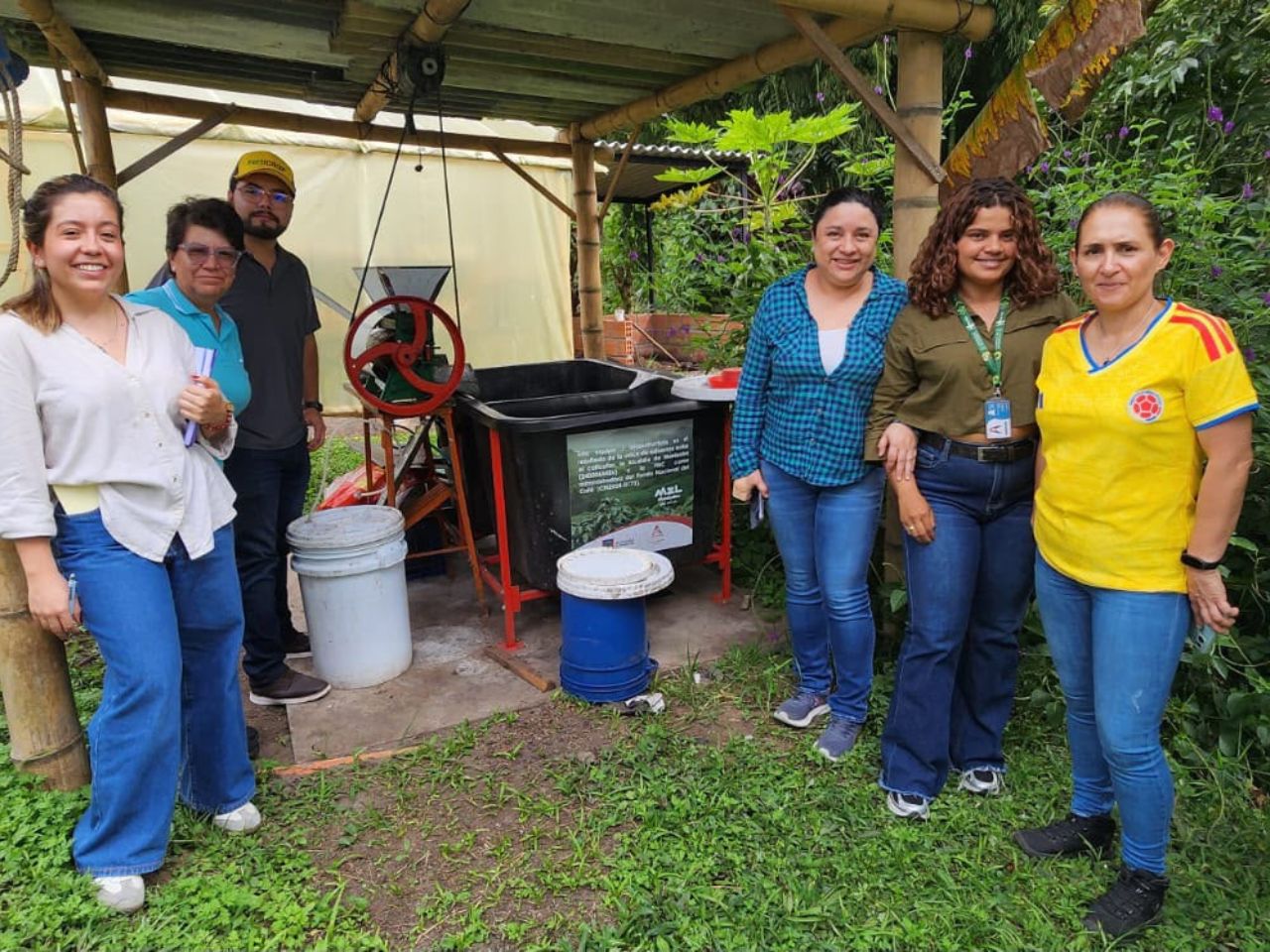 La UAM con el programa Orquídeas avanza en investigación con fincas cafeteras de Caldas