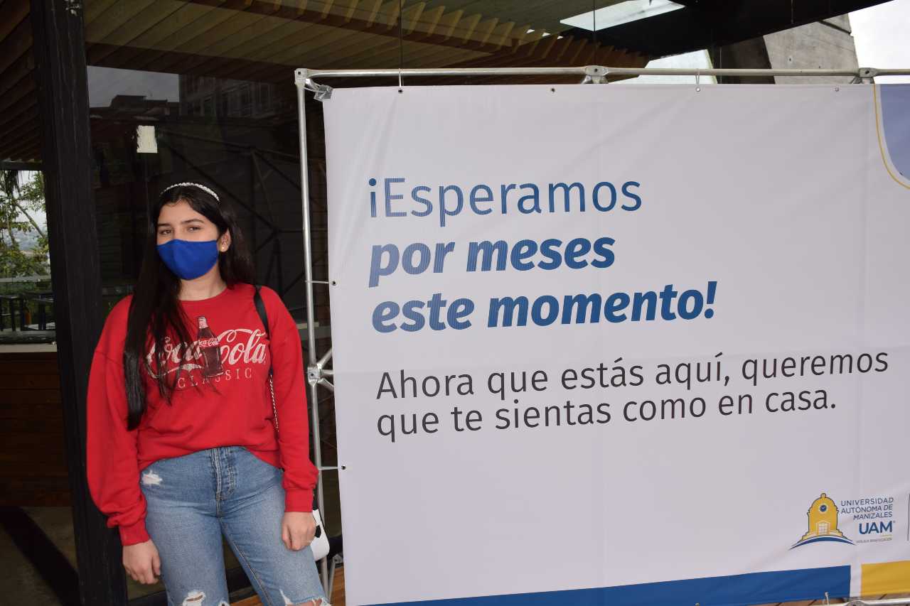 Ana María Mejía Giraldo, estudiante de Negocios Internacionales (1)