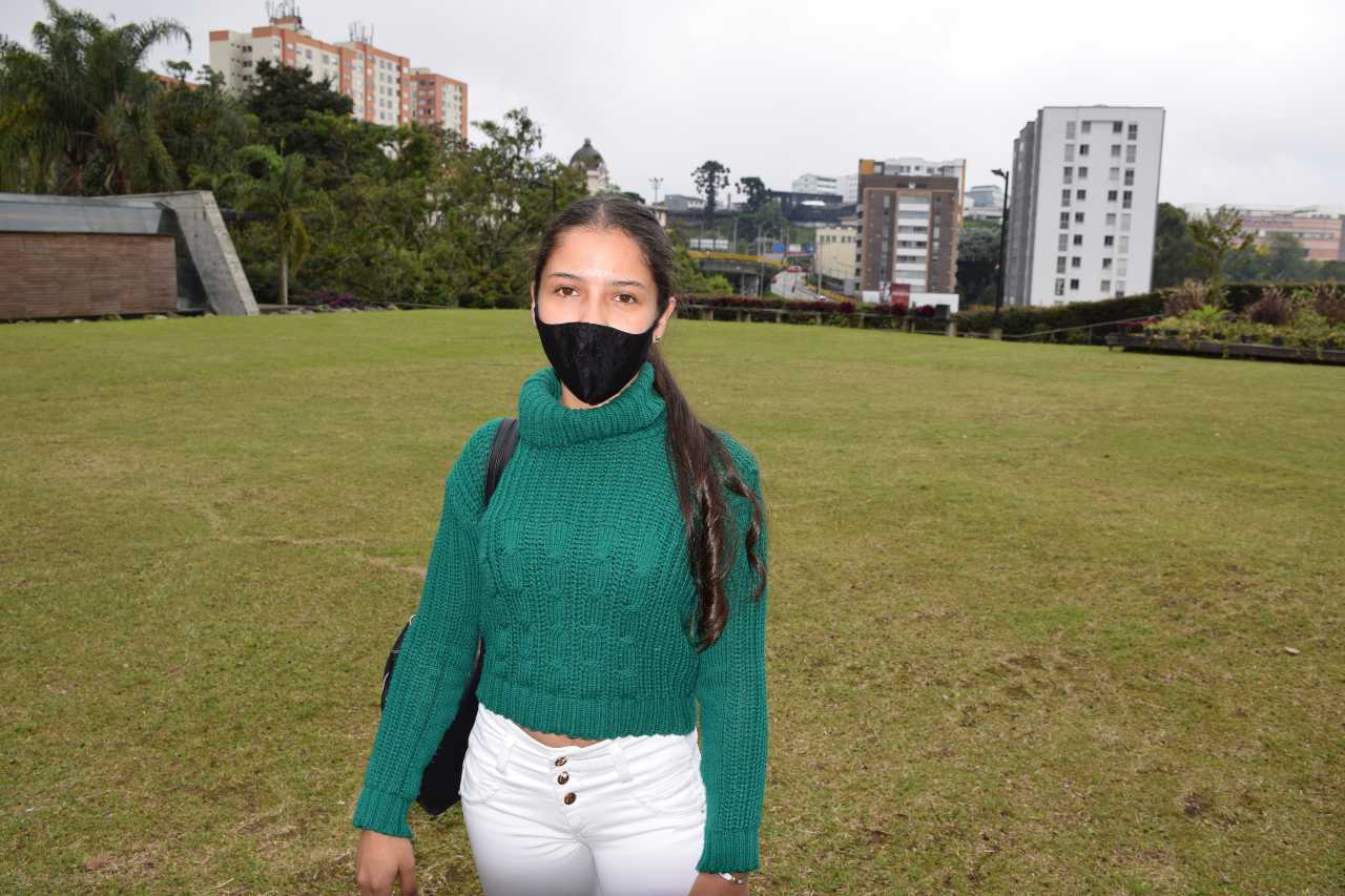 Angie Tatiana Cardona, estudiante de Odontología (1)