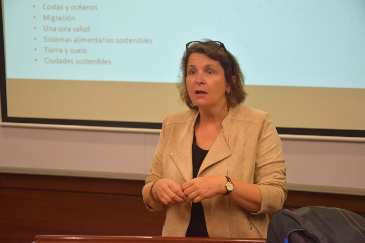 Anne Gaël Bilhaut, Antropóloga y Representante del IRD