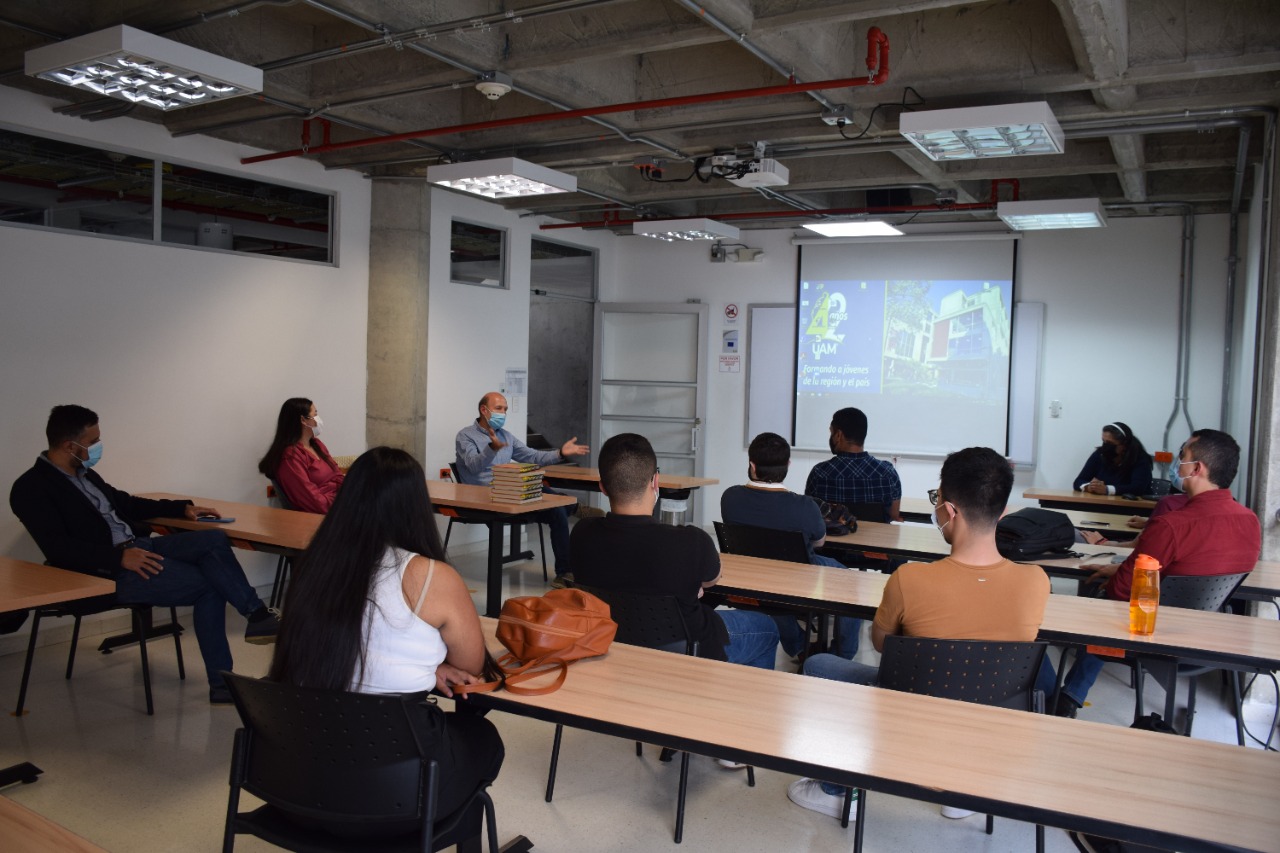 Carlos Eduardo Jaramillo. Nuevos estudiantes de la Maestría en Ingeniería