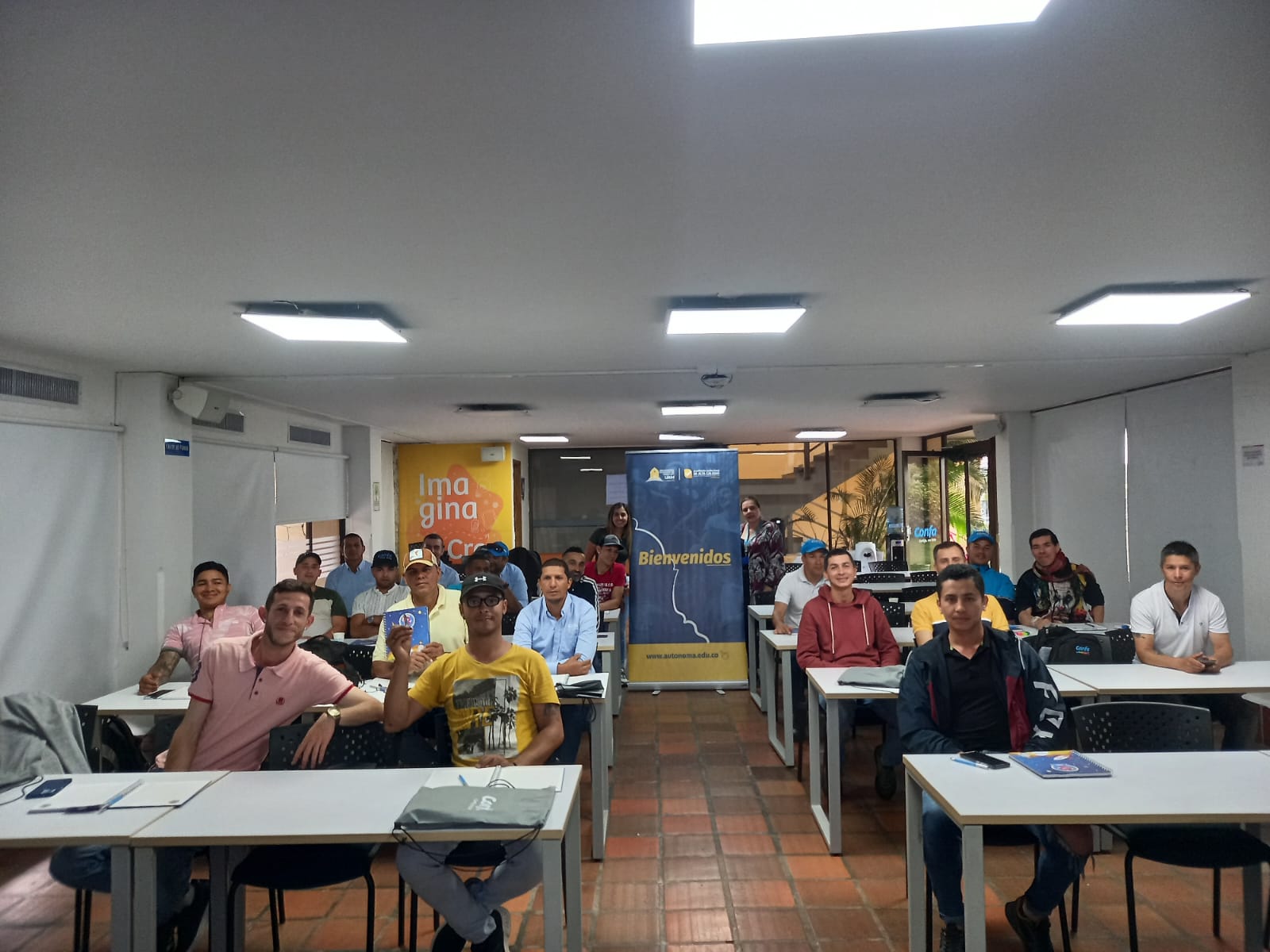 El Diplomado se dicta en en el Centro Vacacional La Rochela.