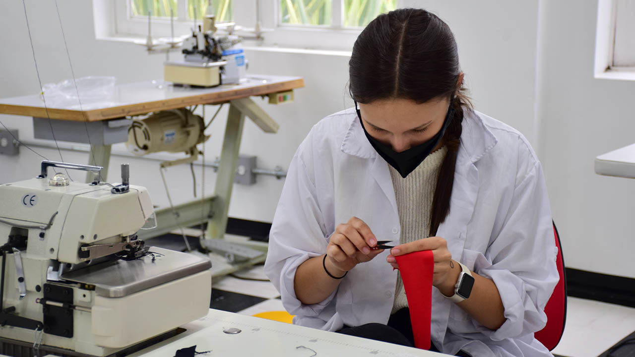 Estudiante de diseño de modas