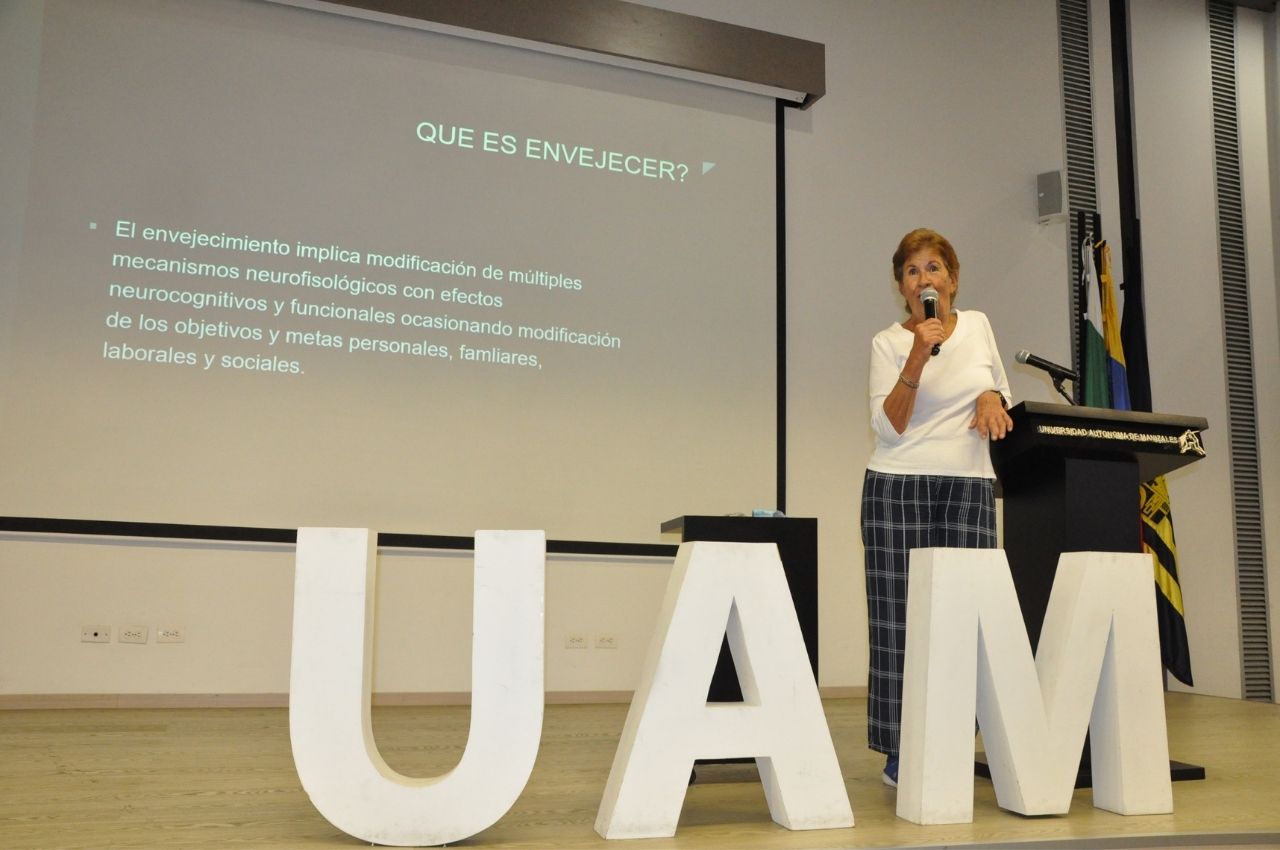 Doctora Francia Restrepo de Mejía