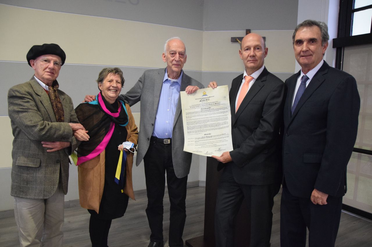 Doctorado- Honoris- Causa-Carlos- Eduardo- Vasco- Uribe-