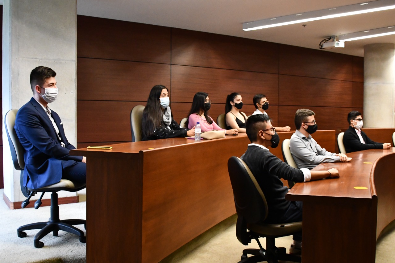 estudiantes-investigación-acti-empresa-uam