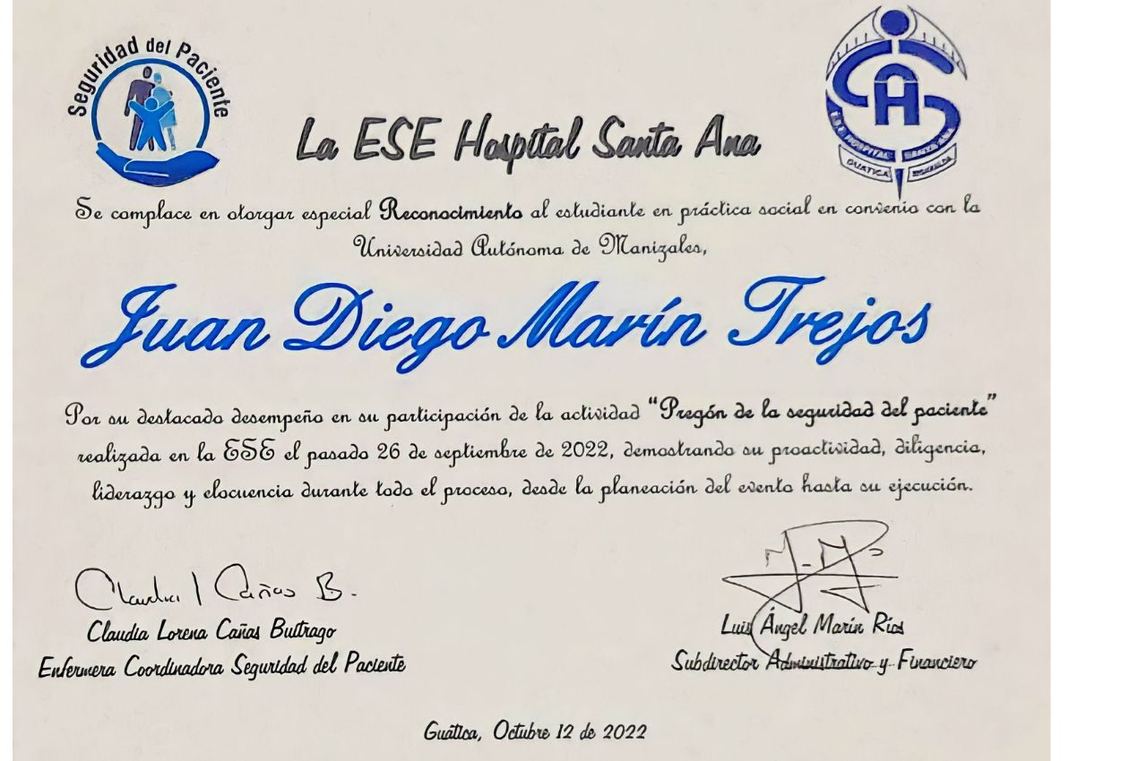 Hospital Santa Ana entrega reconocimiento a estudiante UAM